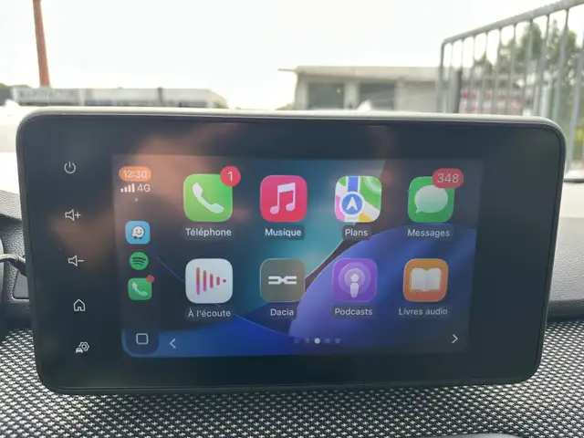 Dacia Sandero view 11