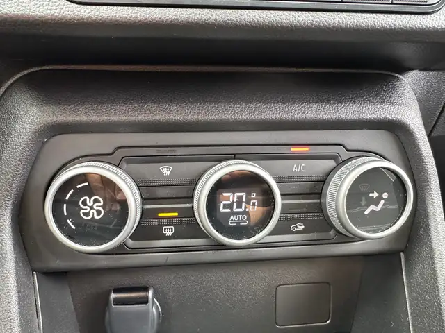 Dacia Sandero view 13