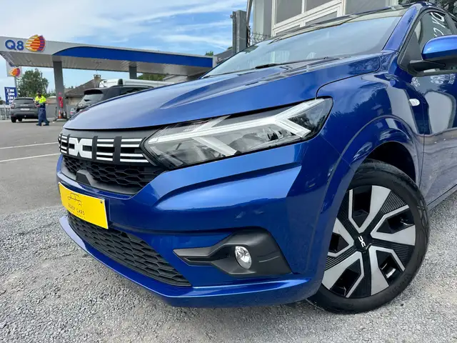 Dacia Sandero view 2