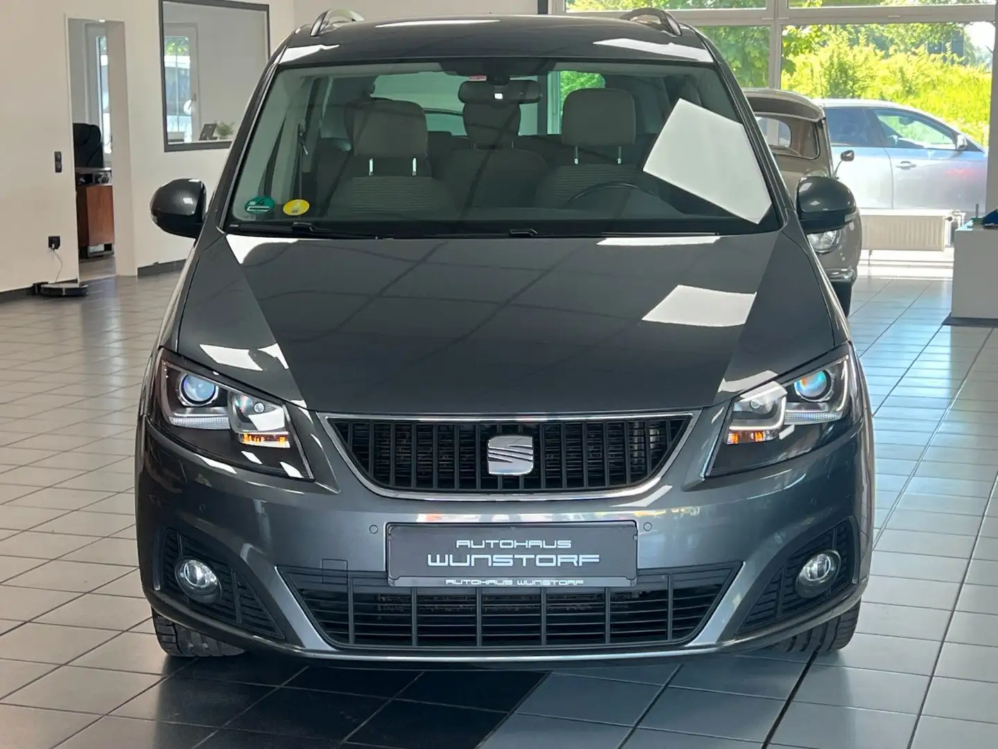 SEAT Alhambra Style 2.0 TDI/7 Sitzer/AHK/XENON/CAM/ Grau - 2