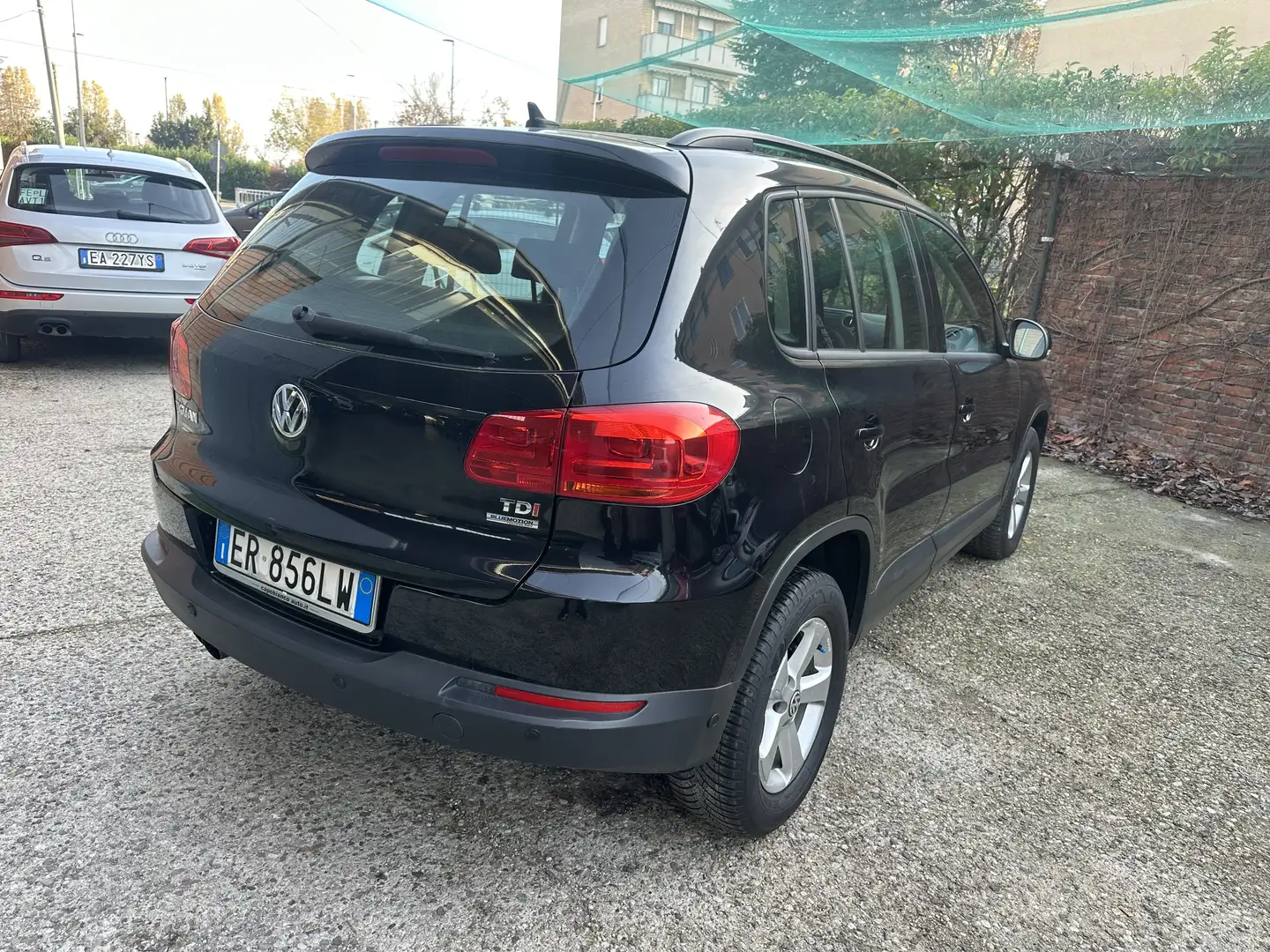 Volkswagen Tiguan 2.0 tdi bm Sport&Style+ 110cv - 2
