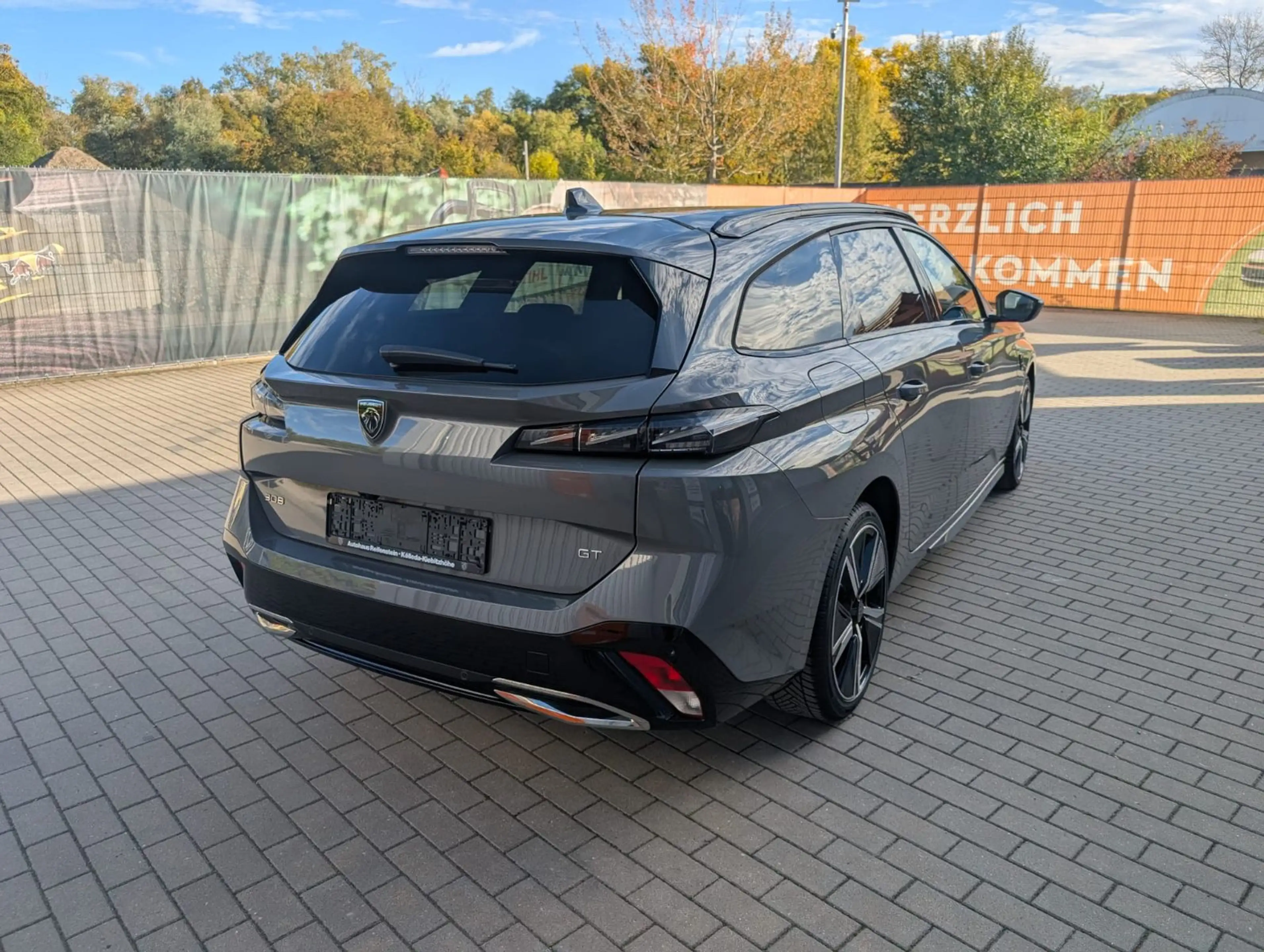 Peugeot 308 SW GT HDI 130 EAT8 MATRIX KAMERA M+S REIFEN — photo 4