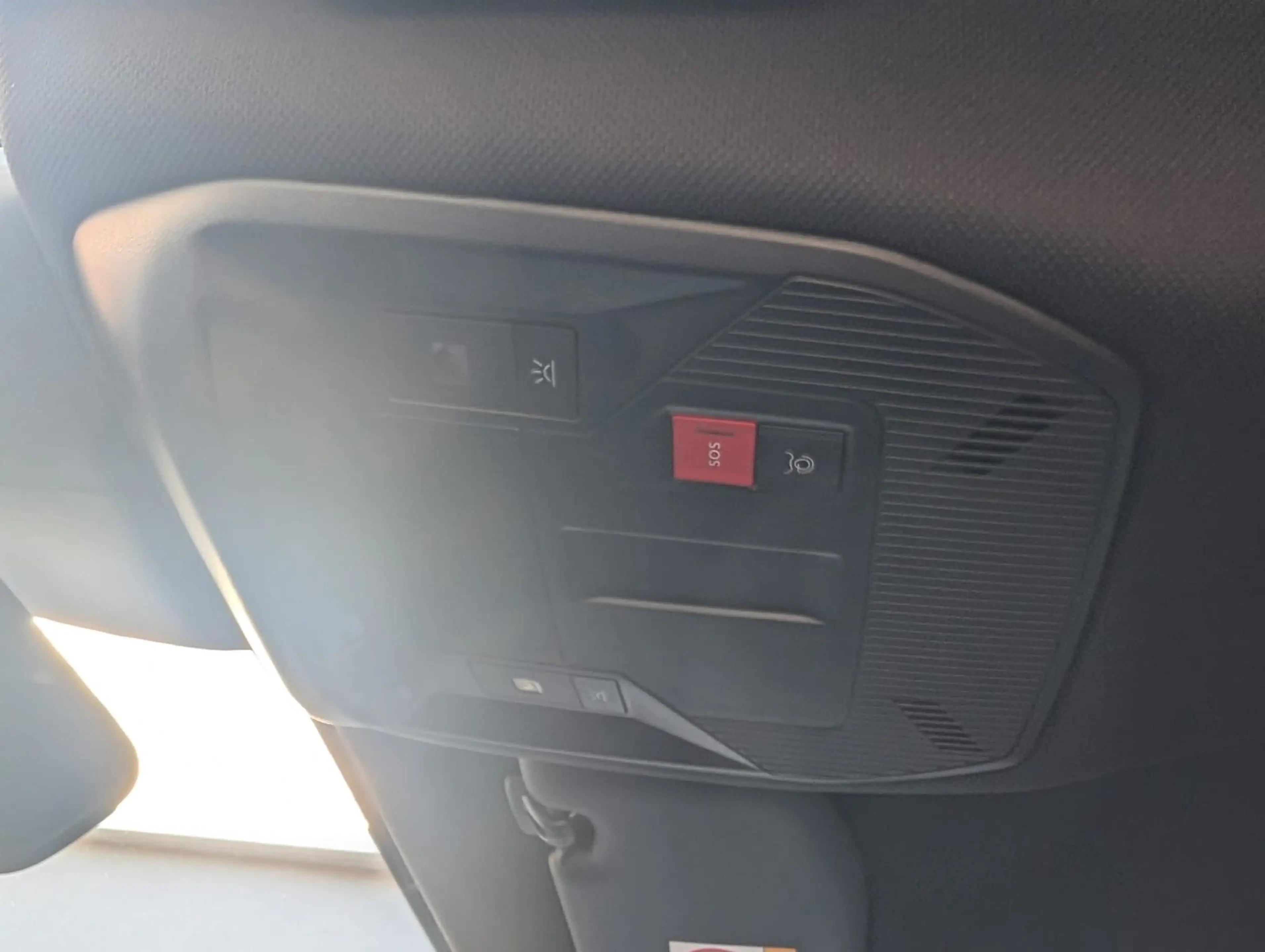 Peugeot 308 SW GT HDI 130 EAT8 MATRIX KAMERA M+S REIFEN — photo 15