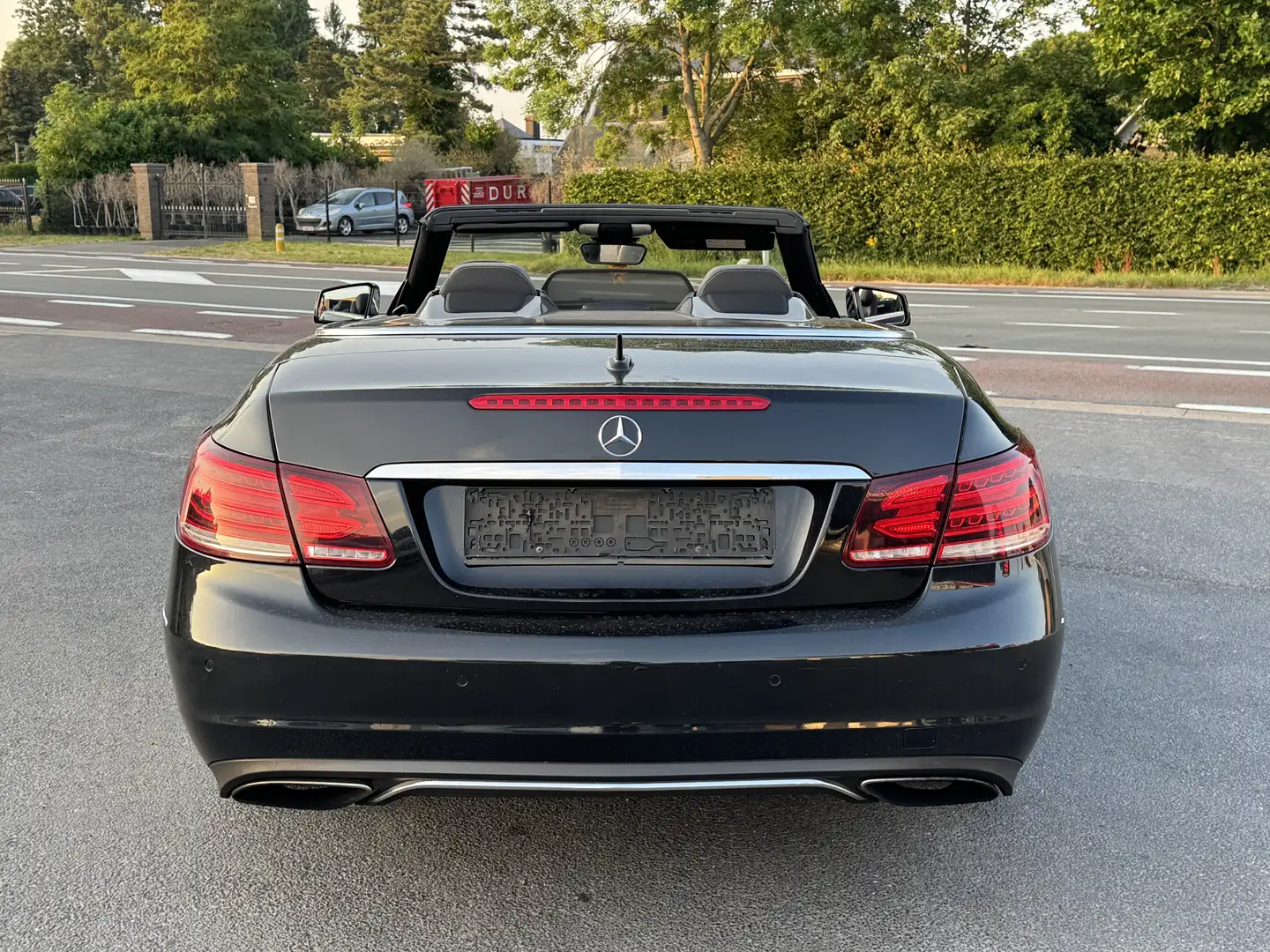 Mercedes-Benz E 220 (BlueTEC) d Cabrio Zwart - 2