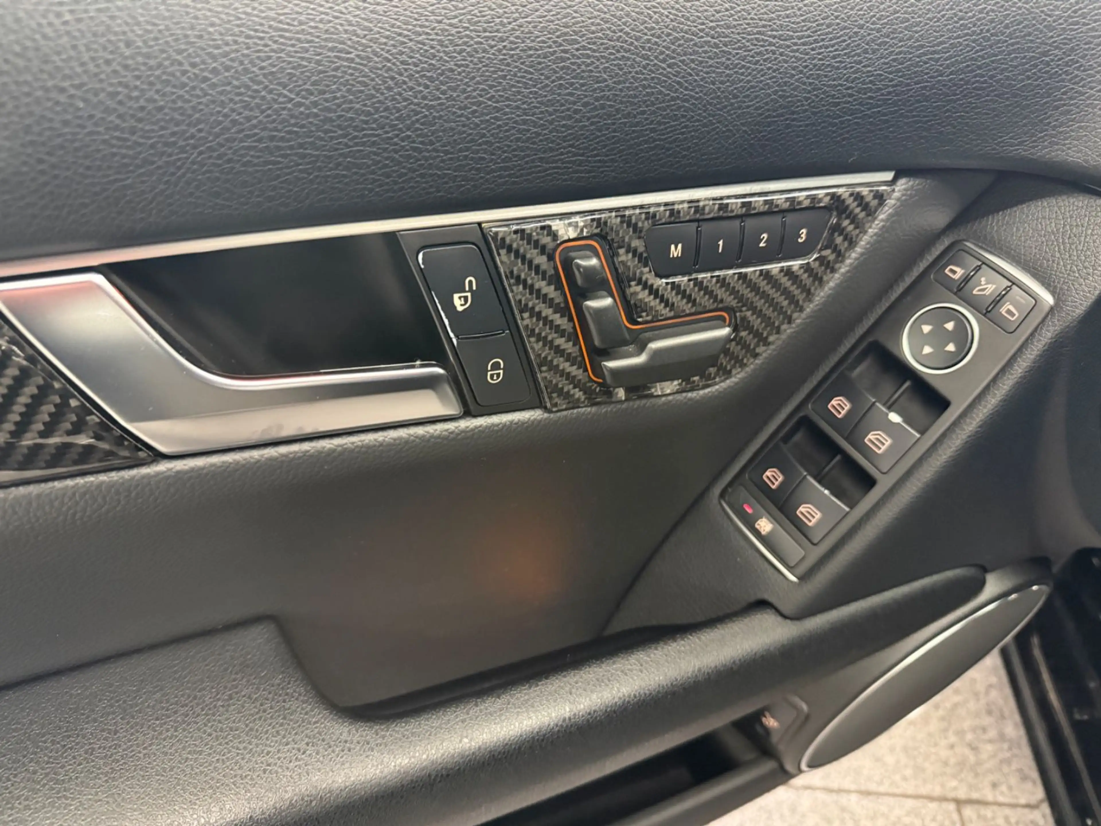 Mercedes-Benz C 220 CDI*AUTO*BI-XN*TMP*NAV*SHZ*MMRY*LED*STDHZG — photo 15