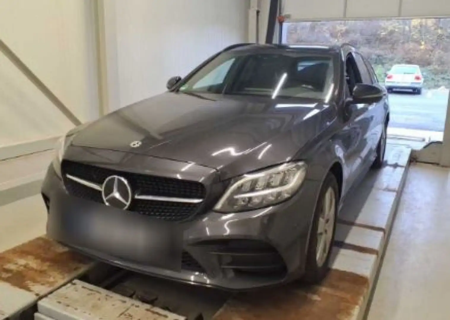 Mercedes-Benz C 300 T e Night Edition PANO NAVI KAM LED Grau - 2