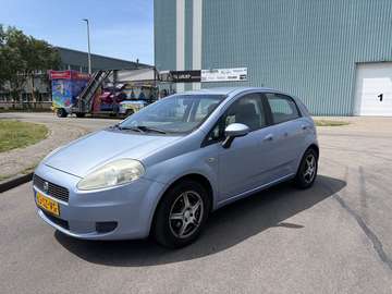 1.4-16V Dynamic 5-Deurs 6-Bak 96 PK. Goed rijdende
