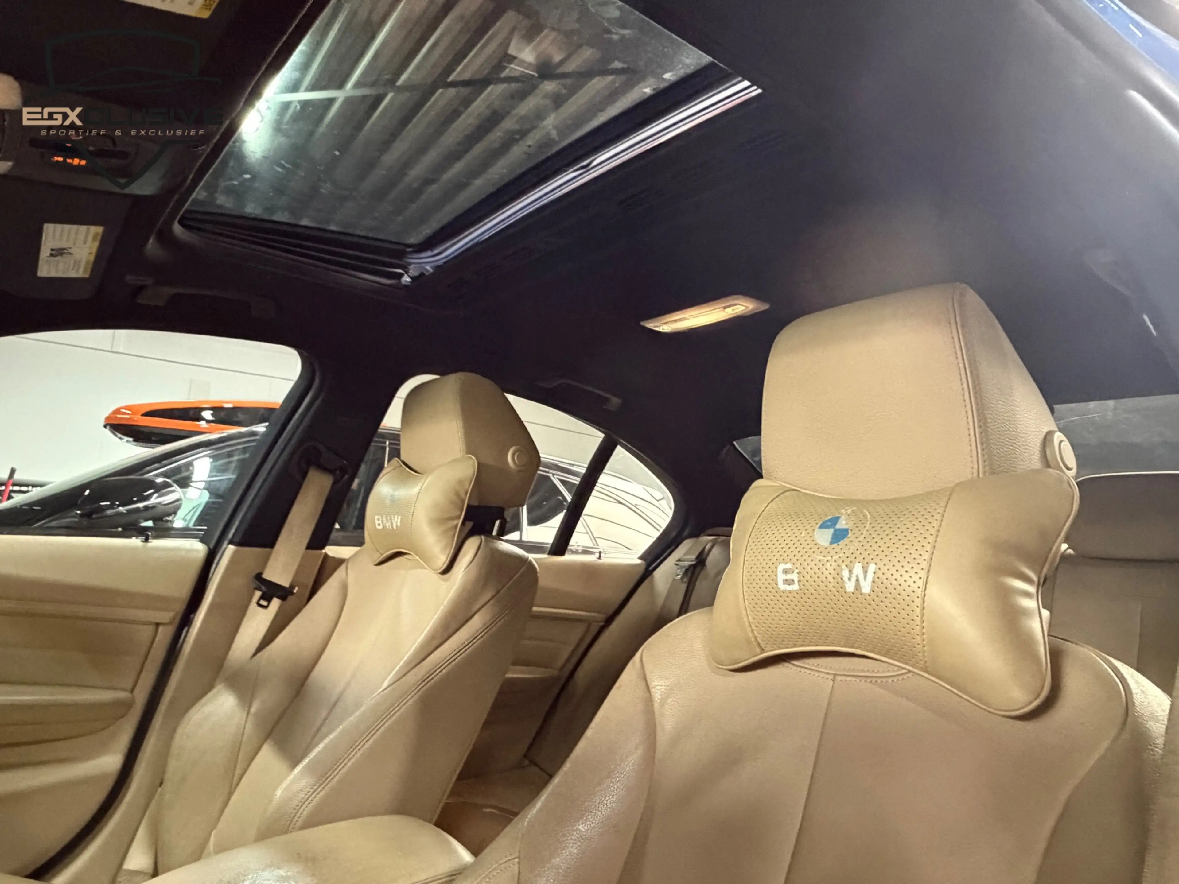 BMW 328 328D M Pakket Pano/HUD/Keyless/Camera/Memory — photo 18