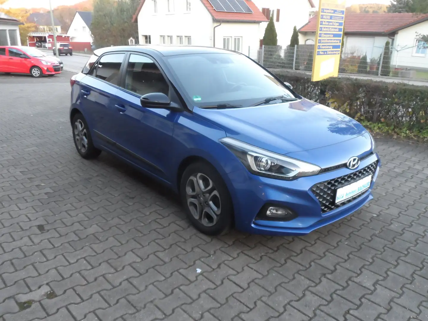 Hyundai i20 Style~1.Hd.~unfallfr.~ Kamera~Klima~Navi~M&S~NR Bleu - 1
