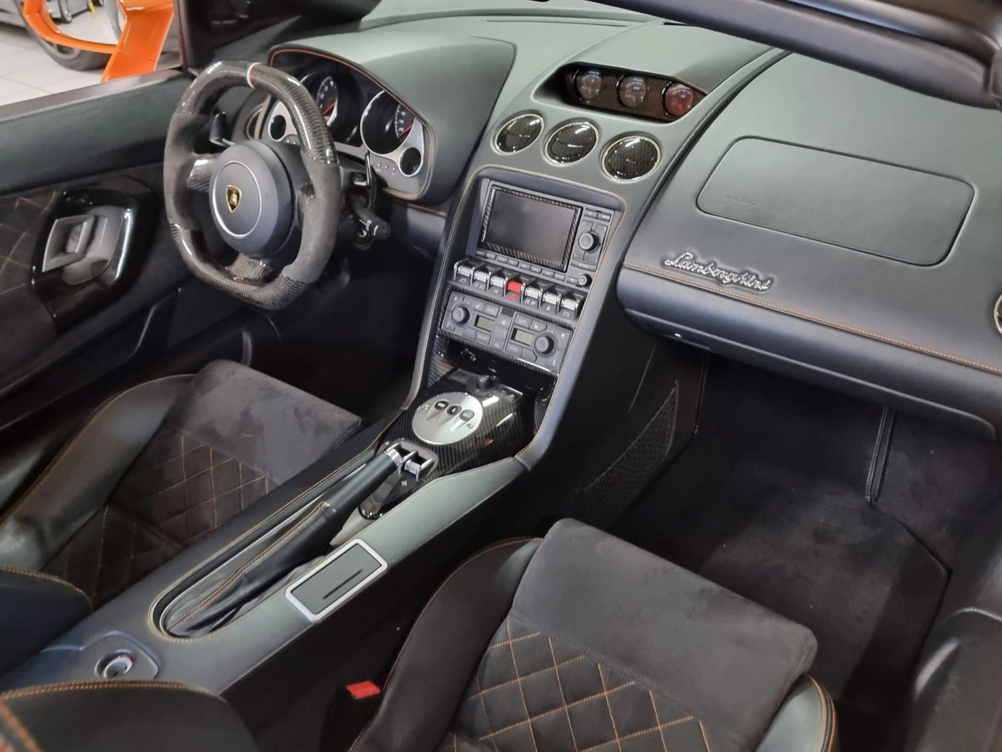 Lamborghini Gallardo LP560-4 Spyder Final Edition — photo 14