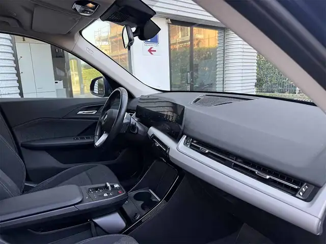 BMW X1 view 25