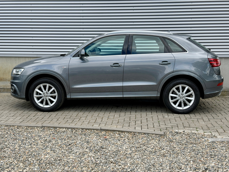 Audi Q3 2.0 TFSI quattro Pro Line S-Line [ Panodak,ecc,cru — photo 2