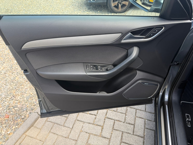 Audi Q3 2.0 TFSI quattro Pro Line S-Line [ Panodak,ecc,cru — photo 36