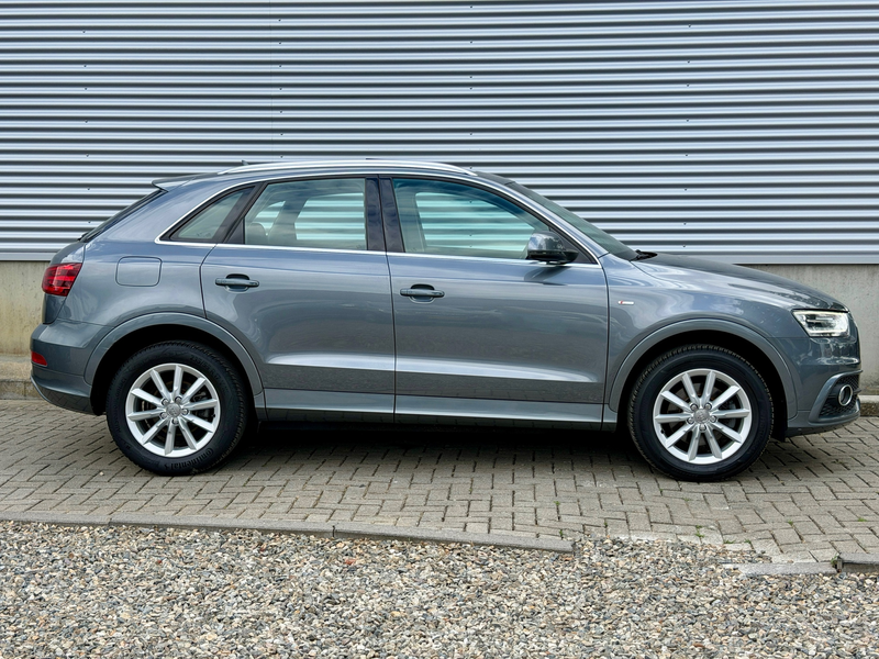 Audi Q3 2.0 TFSI quattro Pro Line S-Line [ Panodak,ecc,cru — photo 5