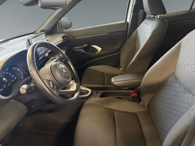Toyota Yaris Cross view 10