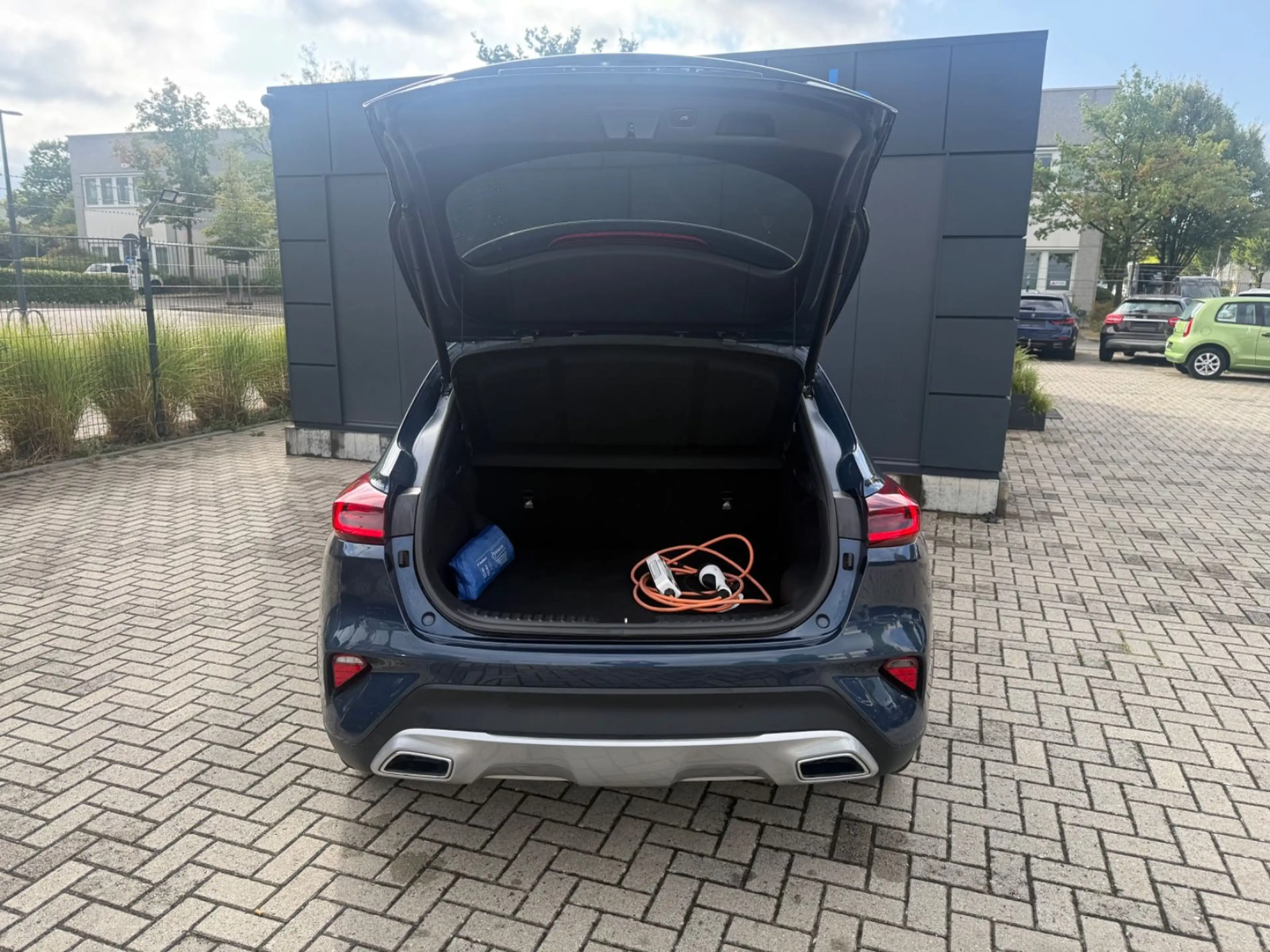 Kia XCeed Platinum Edition Plug-in Hybrid*Automatik — photo 9