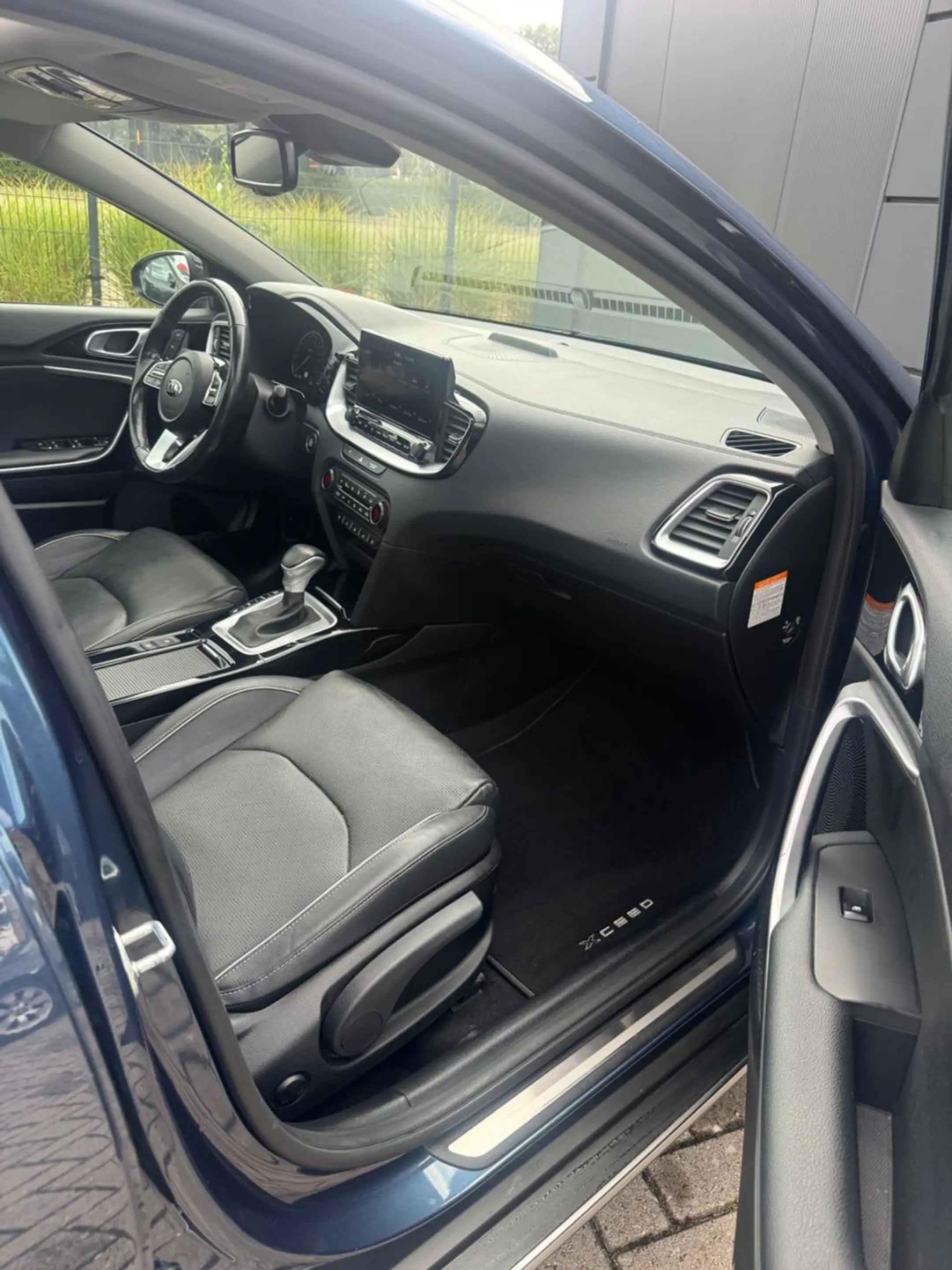 Kia XCeed Platinum Edition Plug-in Hybrid*Automatik — photo 11
