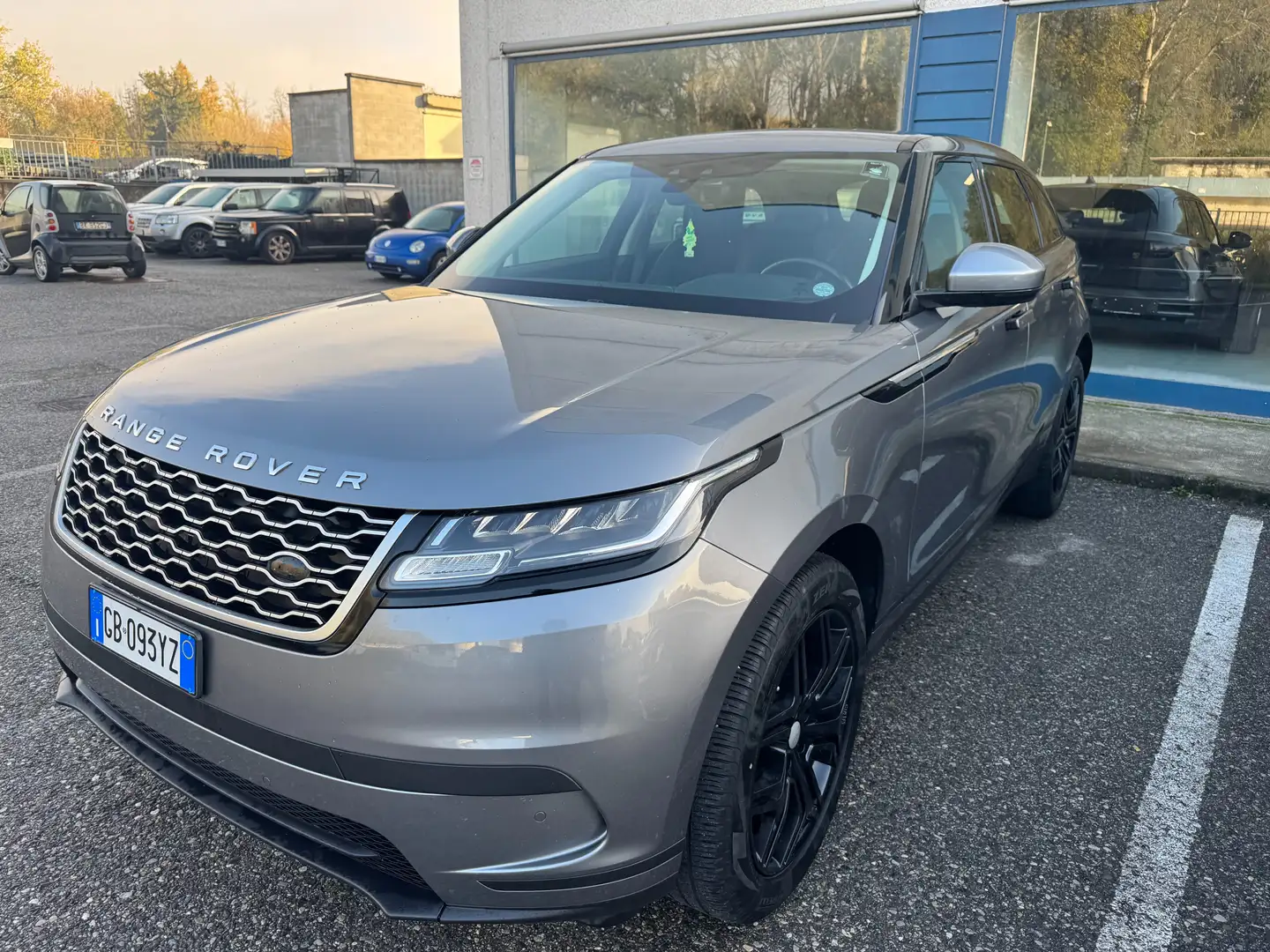 Land Rover Range Rover Velar 2.0d i4 180cv auto my20 Grigio - 1