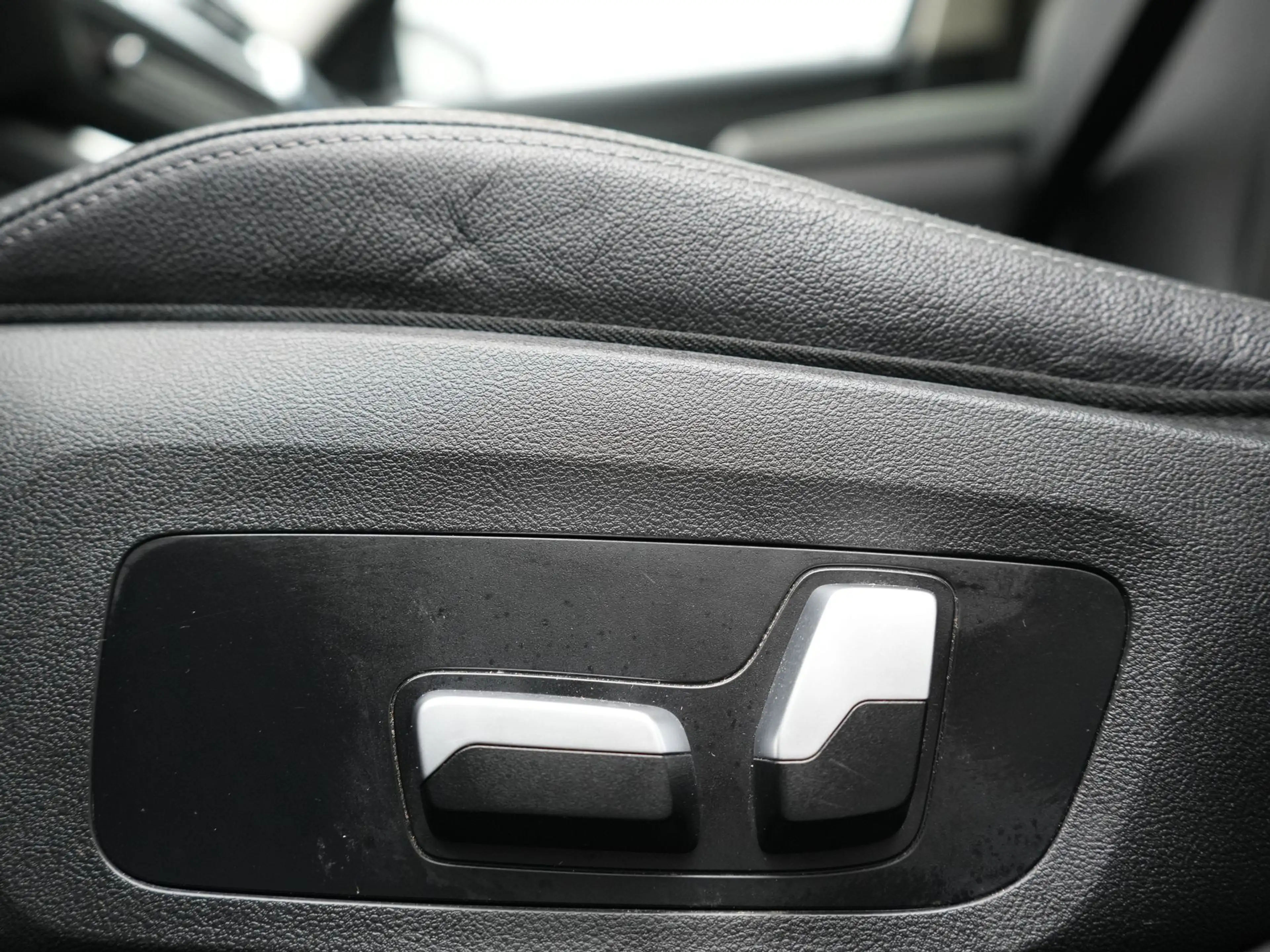 BMW 330 3-serie Touring 330e PHEV 293pk Dealer O.H. | Pano — photo 12