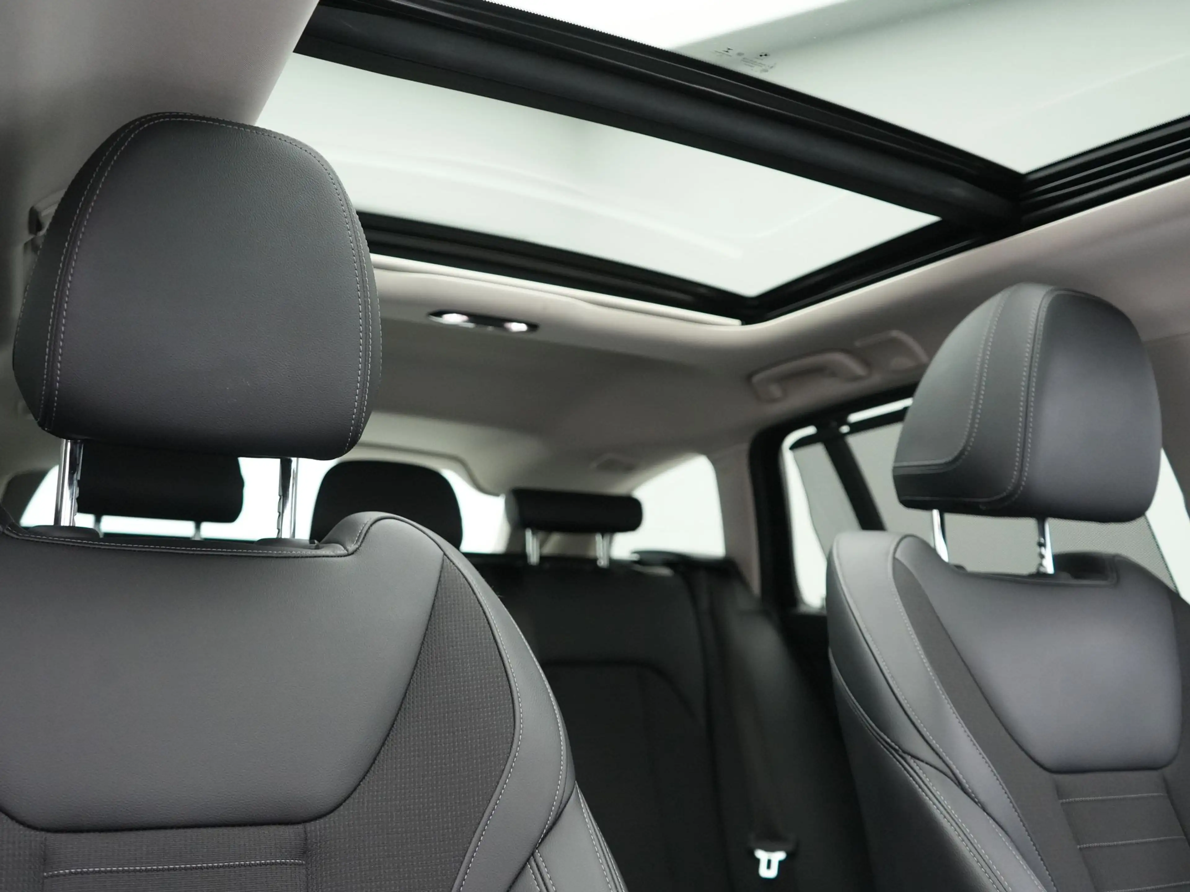 BMW 330 3-serie Touring 330e PHEV 293pk Dealer O.H. | Pano — photo 5