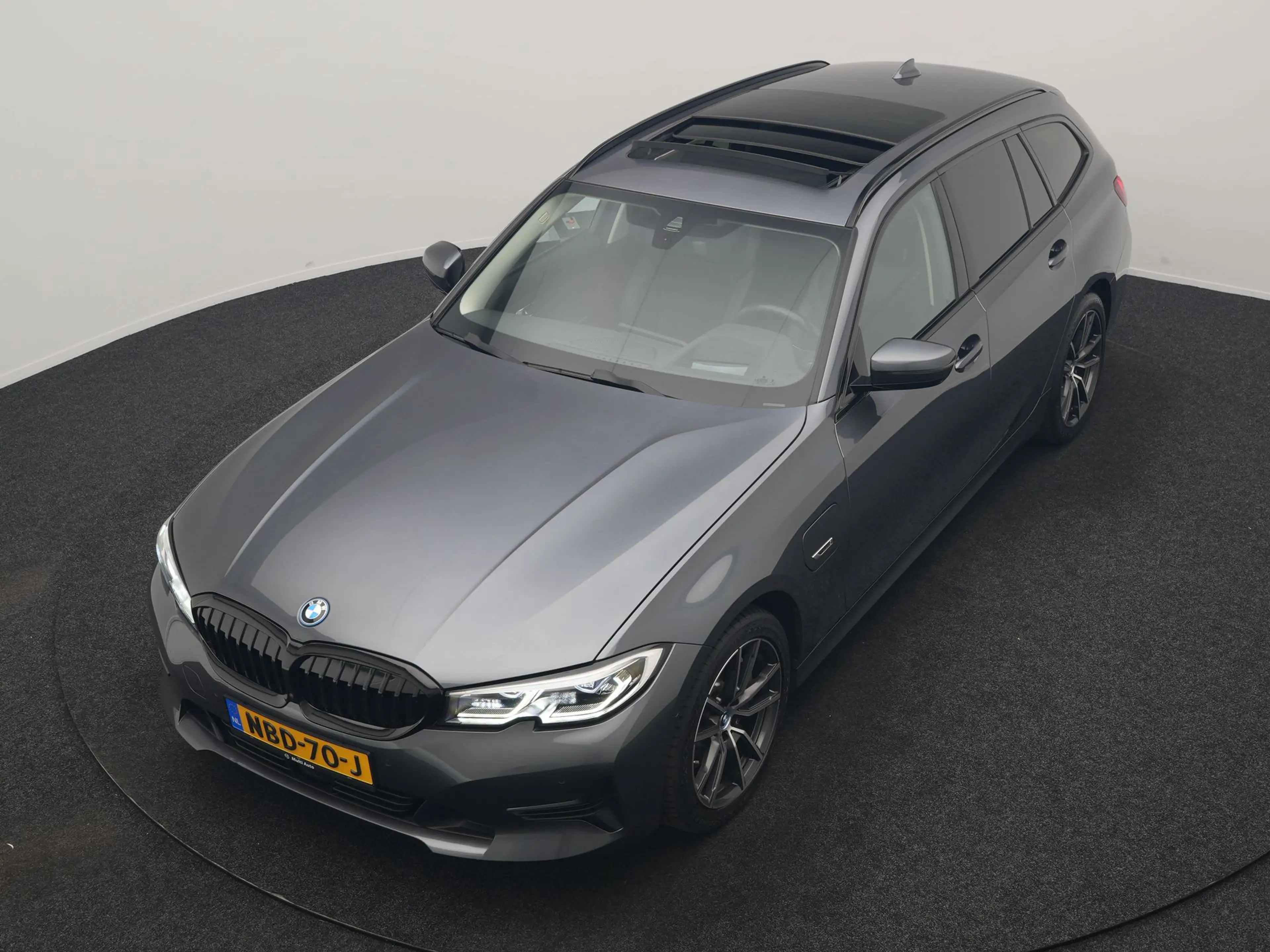 BMW 330 3-serie Touring 330e PHEV 293pk Dealer O.H. | Pano — photo 30