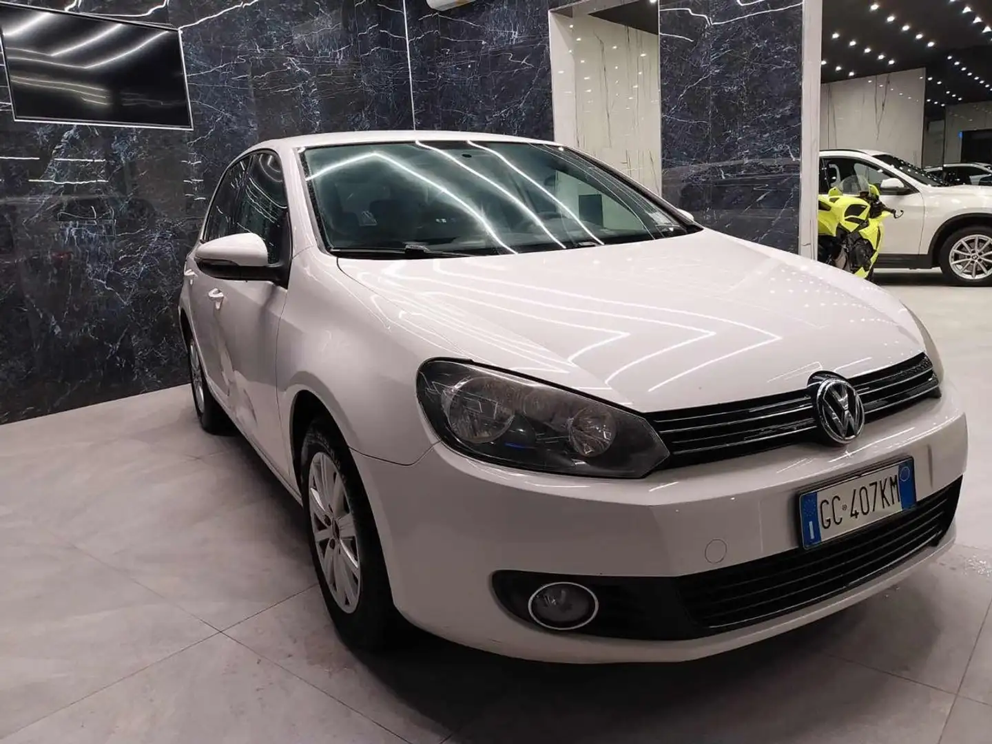 Volkswagen Golf 1.6 GPL 5p. Trendline BiFuel Blanc - 2