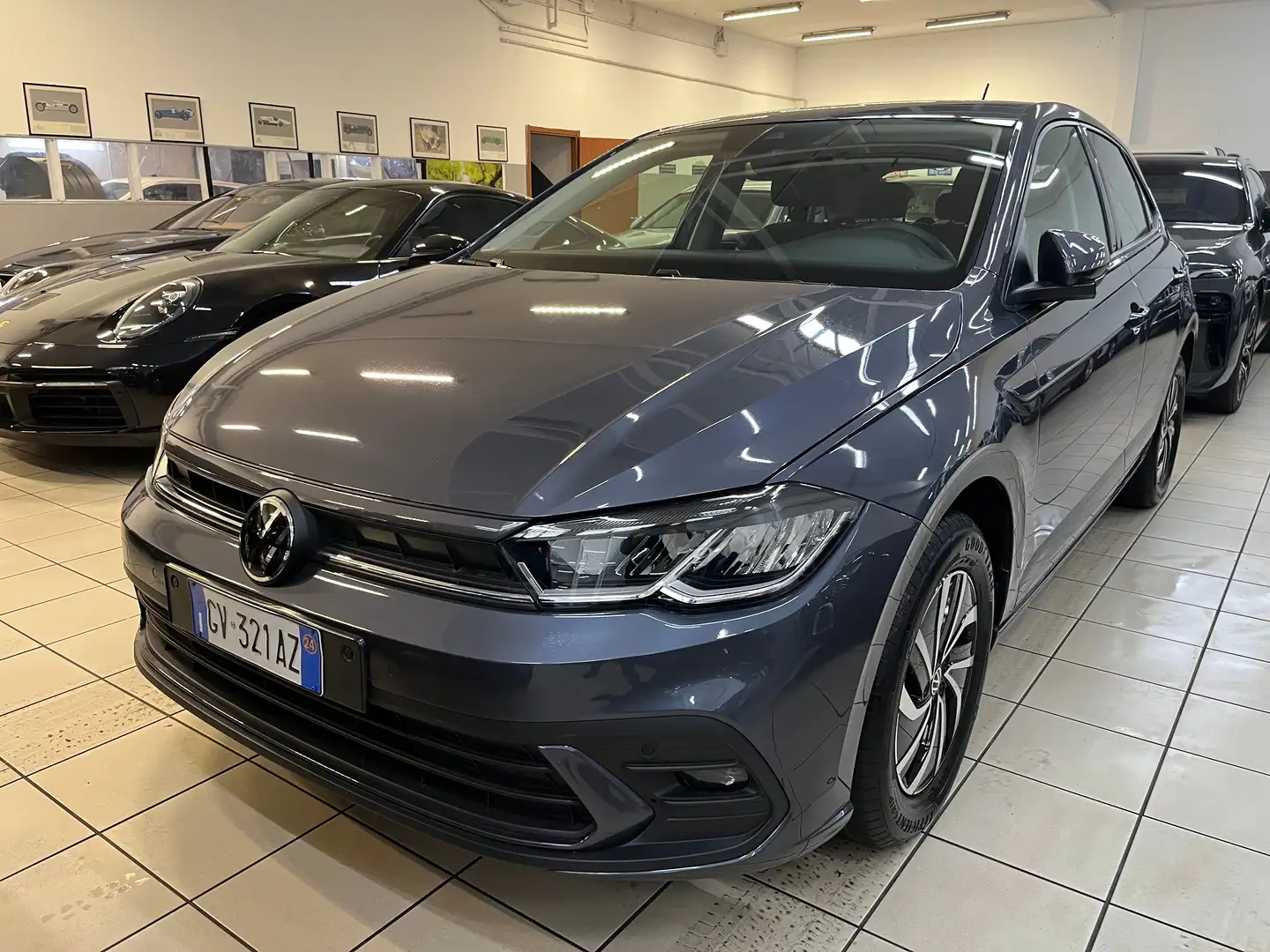 Volkswagen Polo Polo 1.0 tsi Life 95cv dsg Gris - 2