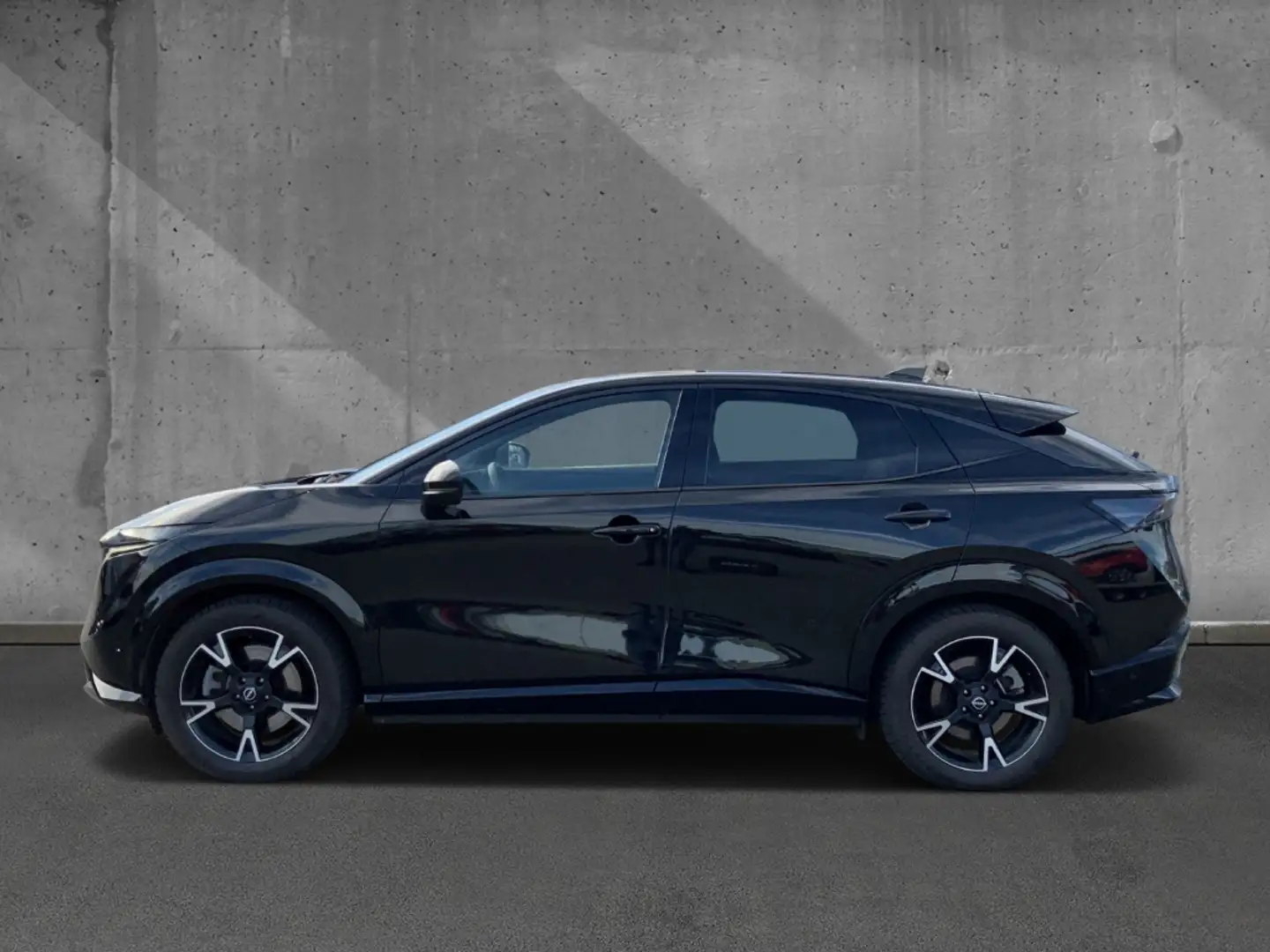 Nissan Ariya Evolve Pack e-4orce 87 kWh 4x4 El. Panodach Navi L Чёрный - 2