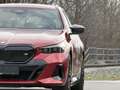 BMW i5 M60 Touring xDrive 81,2kWh Rot - thumbnail 1
