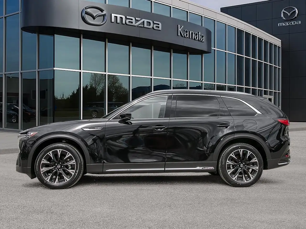 Mazda CX-90 PHEV снимка Mazda CX-90 PHEV