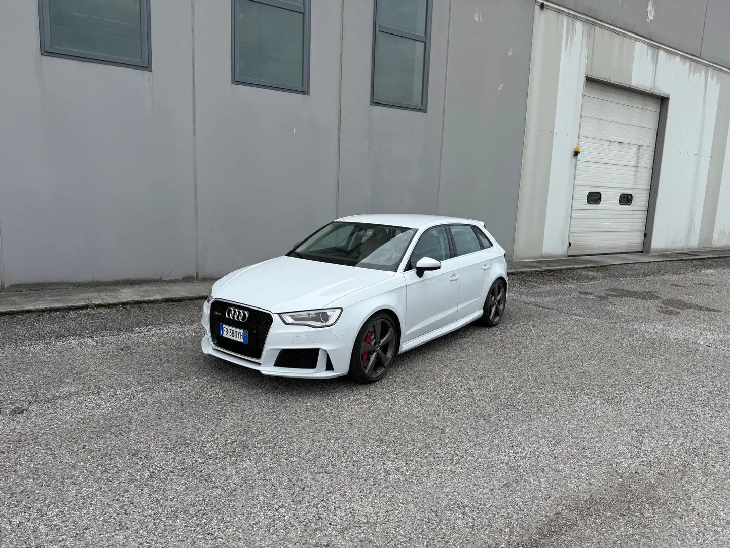 Audi RS3 Sportback 2.5 tfsi quattro s-tronic White - 1