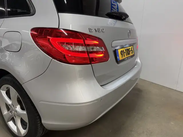 Mercedes-Benz B-Class view 12