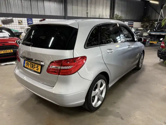Mercedes-Benz B-Class view 4
