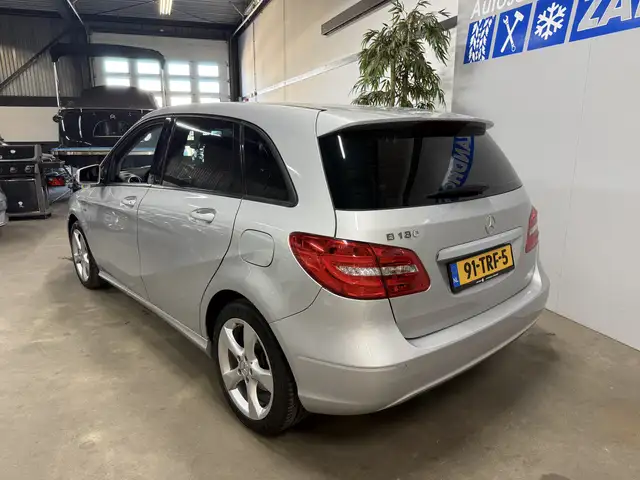 Mercedes-Benz B-Class view 6