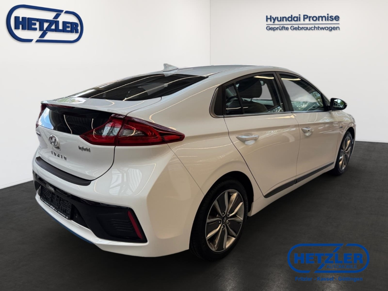 Hyundai IONIQ Premium Hybrid 1.6 GDI Navi Soundsystem Klimasitze — photo 3