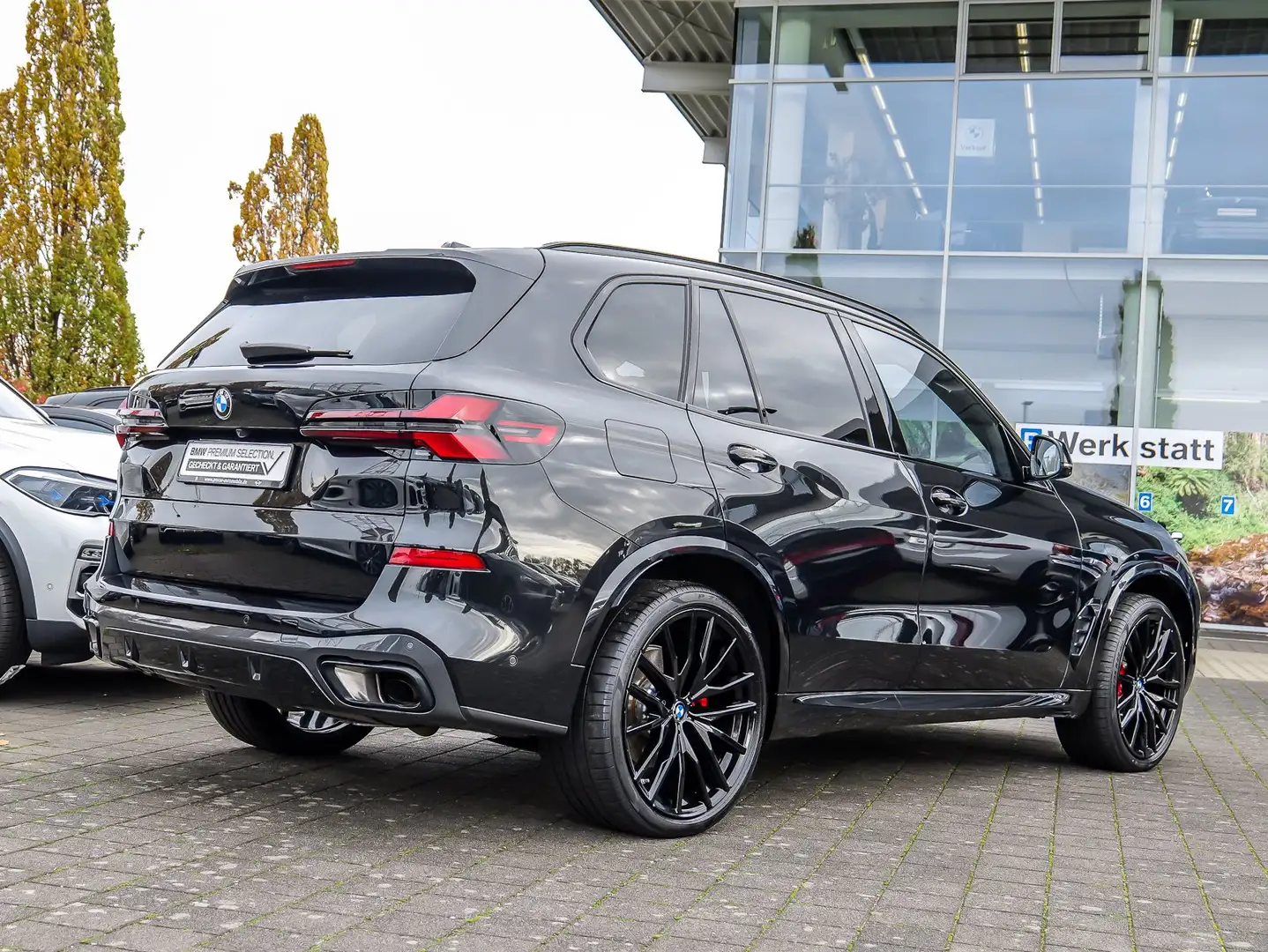 BMW X5 xDrive30d M Sport HUD PANO 360°KAM RFK NAVI Schwarz - 2
