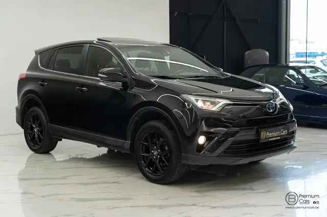 Toyota RAV4 view 5