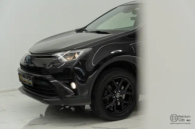Toyota RAV4 view 12