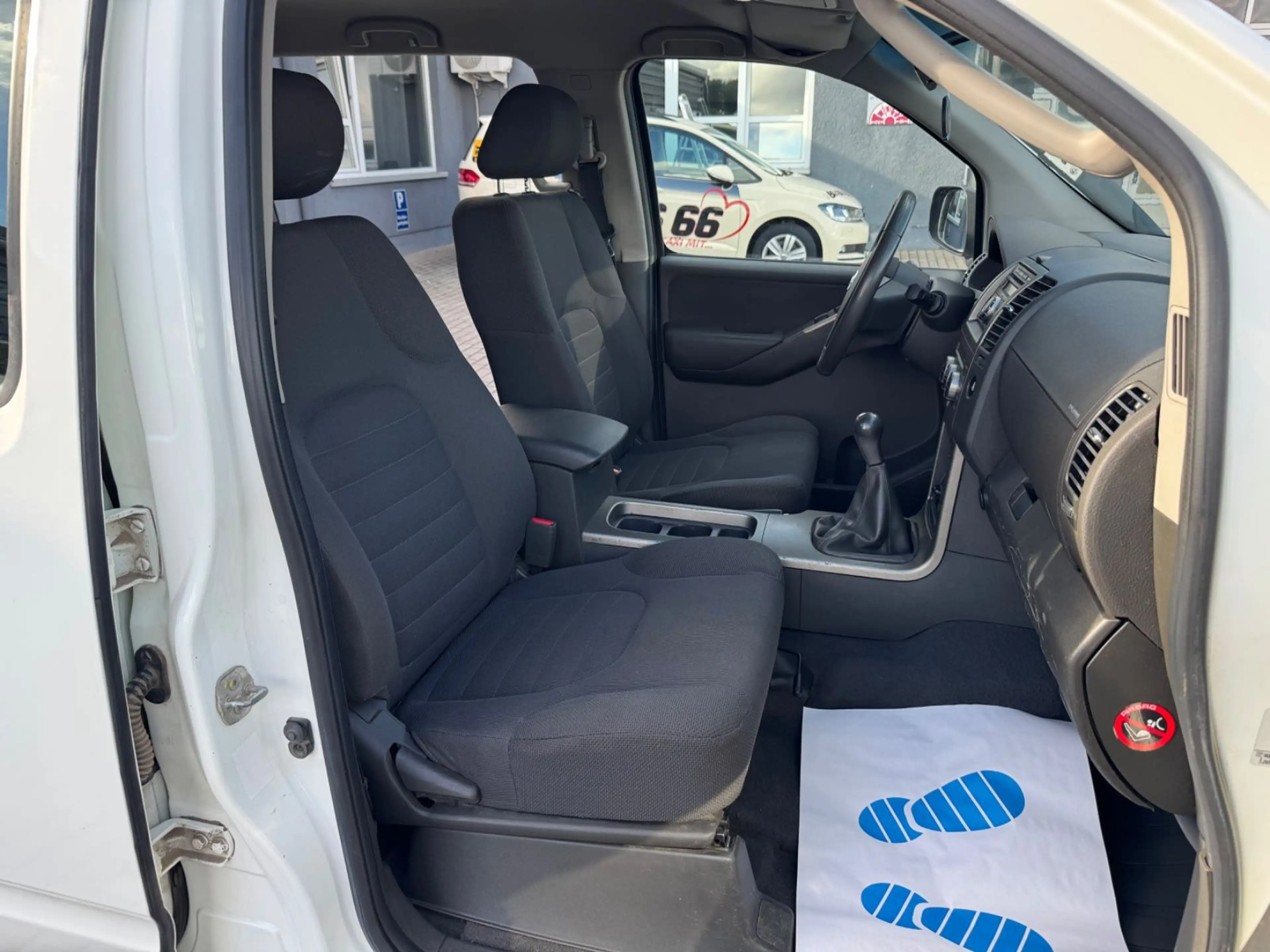 Nissan Pathfinder 2,5 dCi Plus*Allrad*7Sitzer*AHK — photo 12