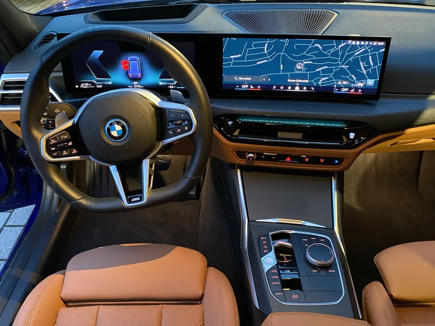 BMW 330 e xDr SAG M Sport OAHk/LED+/hk/360CAM/MEMO Blau - 2