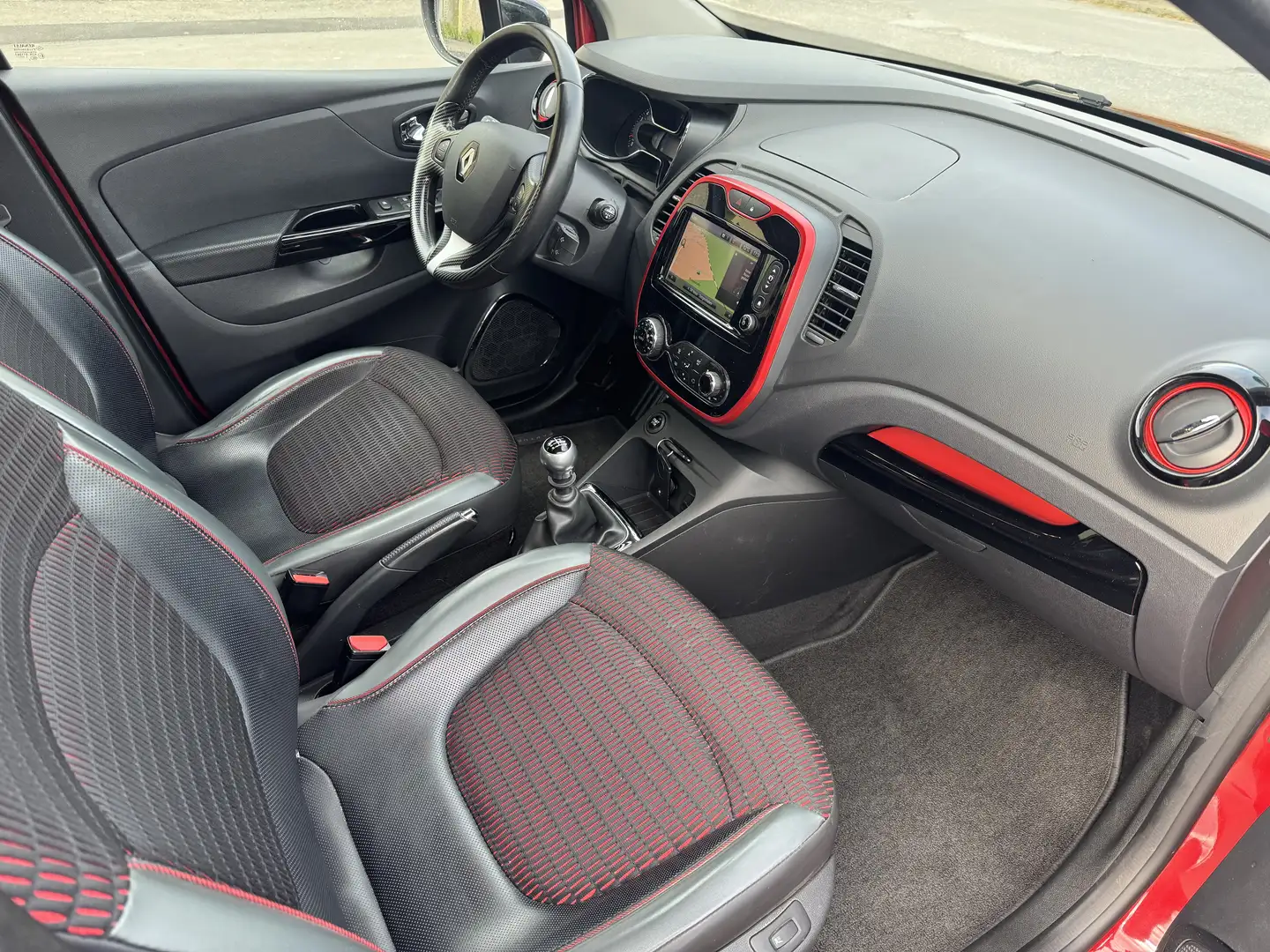 Renault Captur XMOD 1,2- 87 kW TCE / Navi / Kamera / LED Rouge - 2