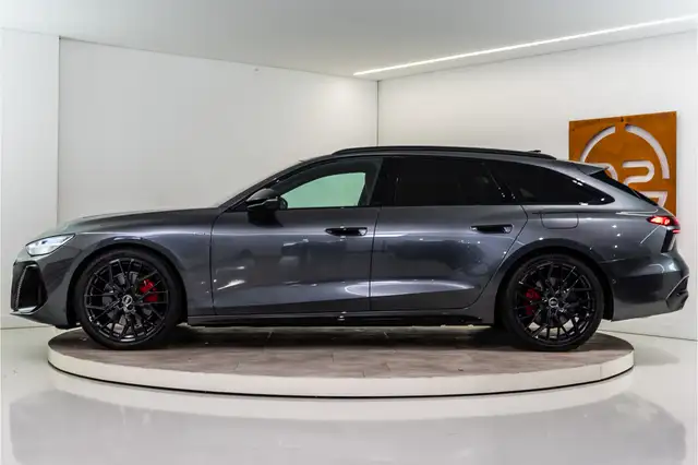 Audi A6 view 2