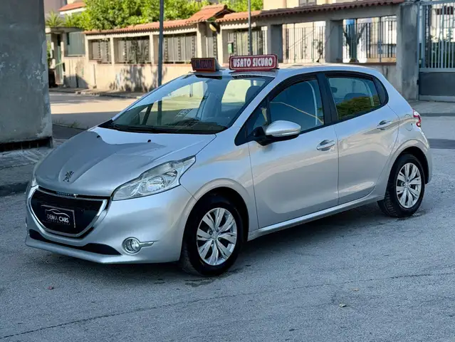 Peugeot 208 208 1.2 puretech Active E6