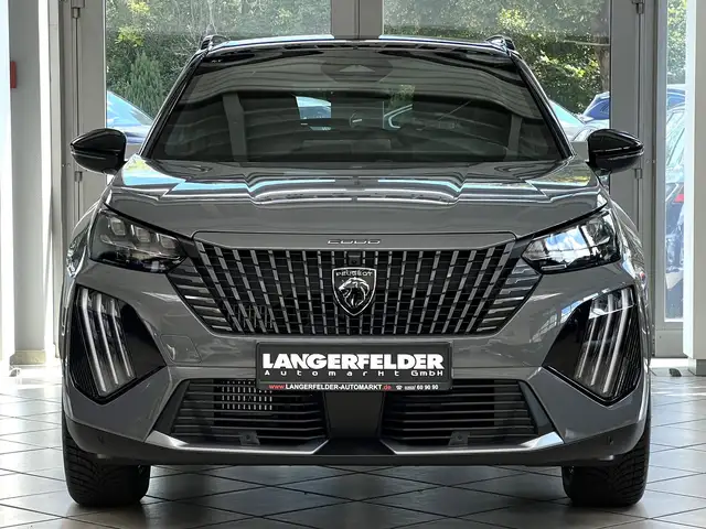 Peugeot 2008 view 8
