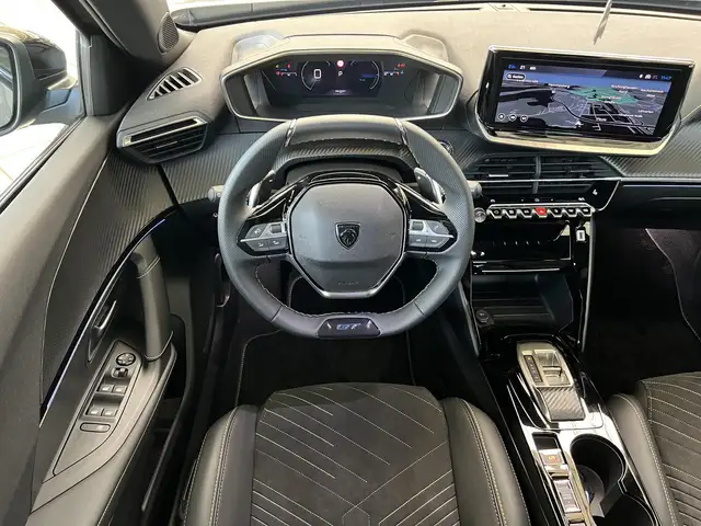 Peugeot 2008 view 11