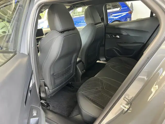 Peugeot 2008 view 14