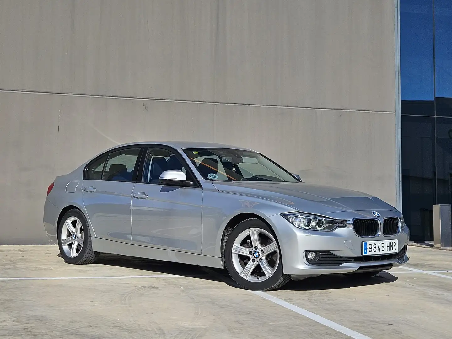 BMW 320 320dA Gris - 1