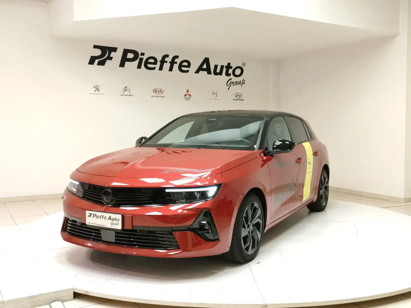 Opel Astra 5P GS 1.2 Turbo 130cv AT8 S&S Rosso - 1