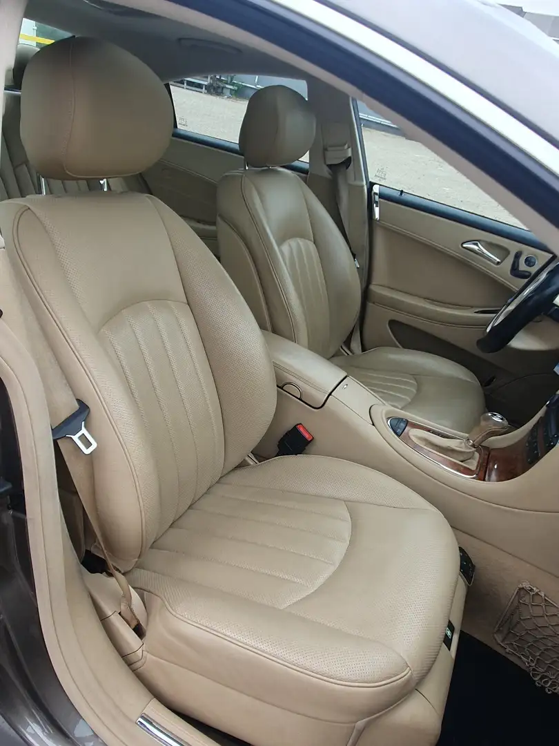 Mercedes-Benz CLS 350 Bronz - 2