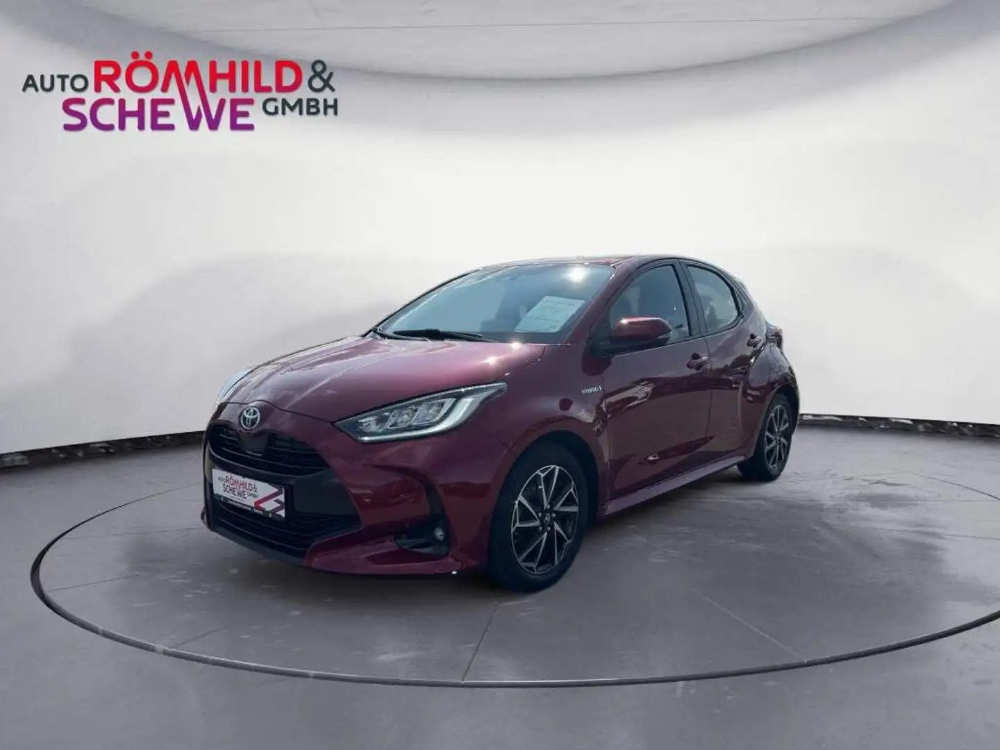 Toyota Yaris Hybrid 1.5 VVT-i Club Rojo - 1